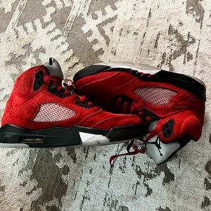 Jordan 5 “Raging Bull 2021”